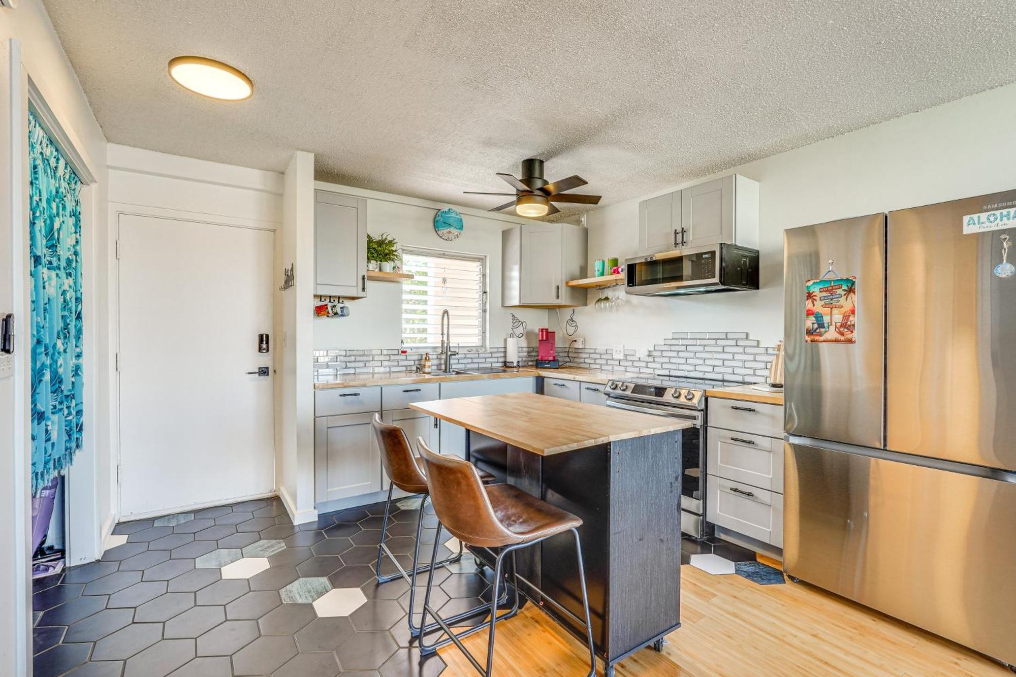 Kailua-Kona Condo With Balcony Walk To The Beach! Exterior photo